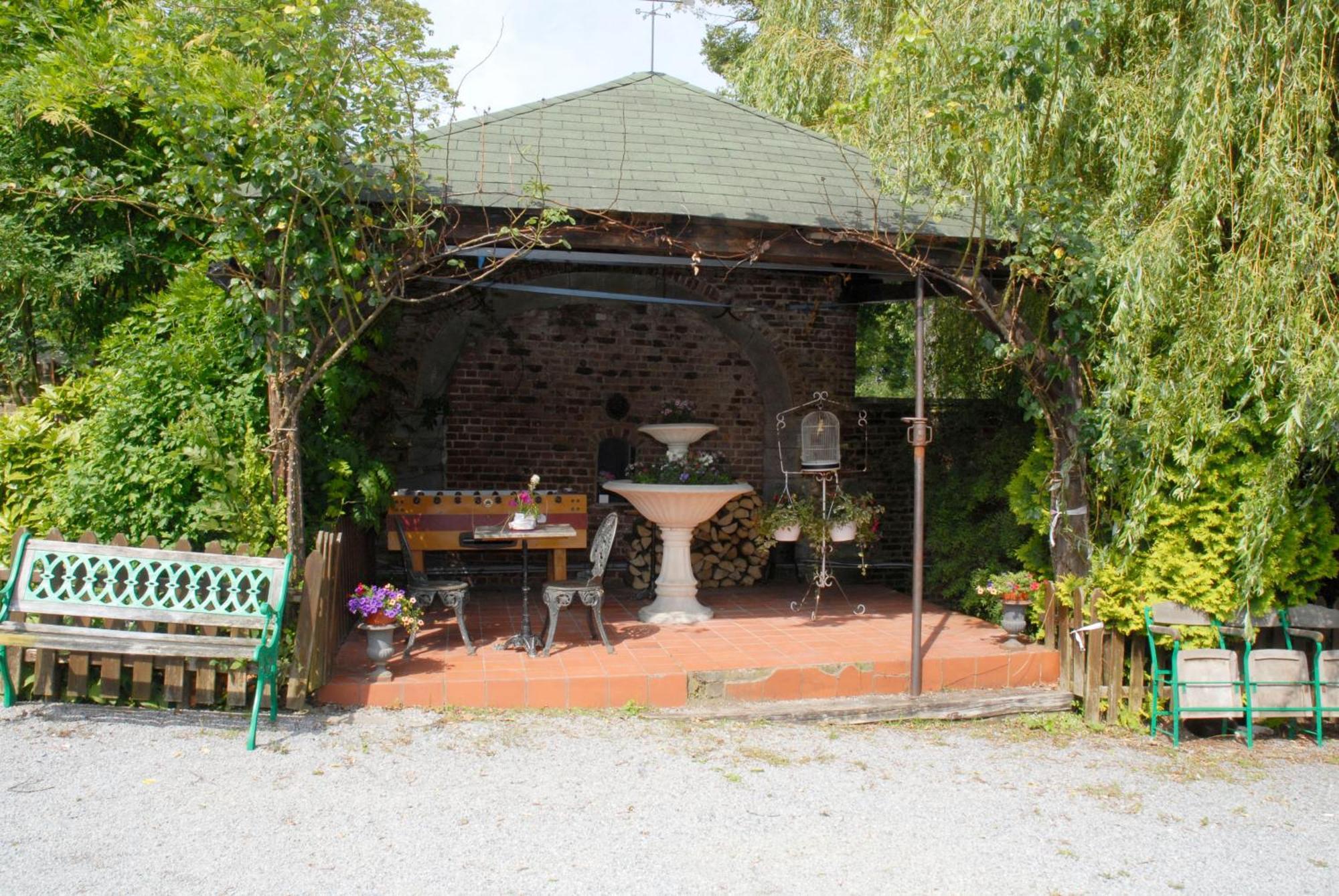 Hotel Restaurant La Ferme De Grambais Nivelles Exteriér fotografie