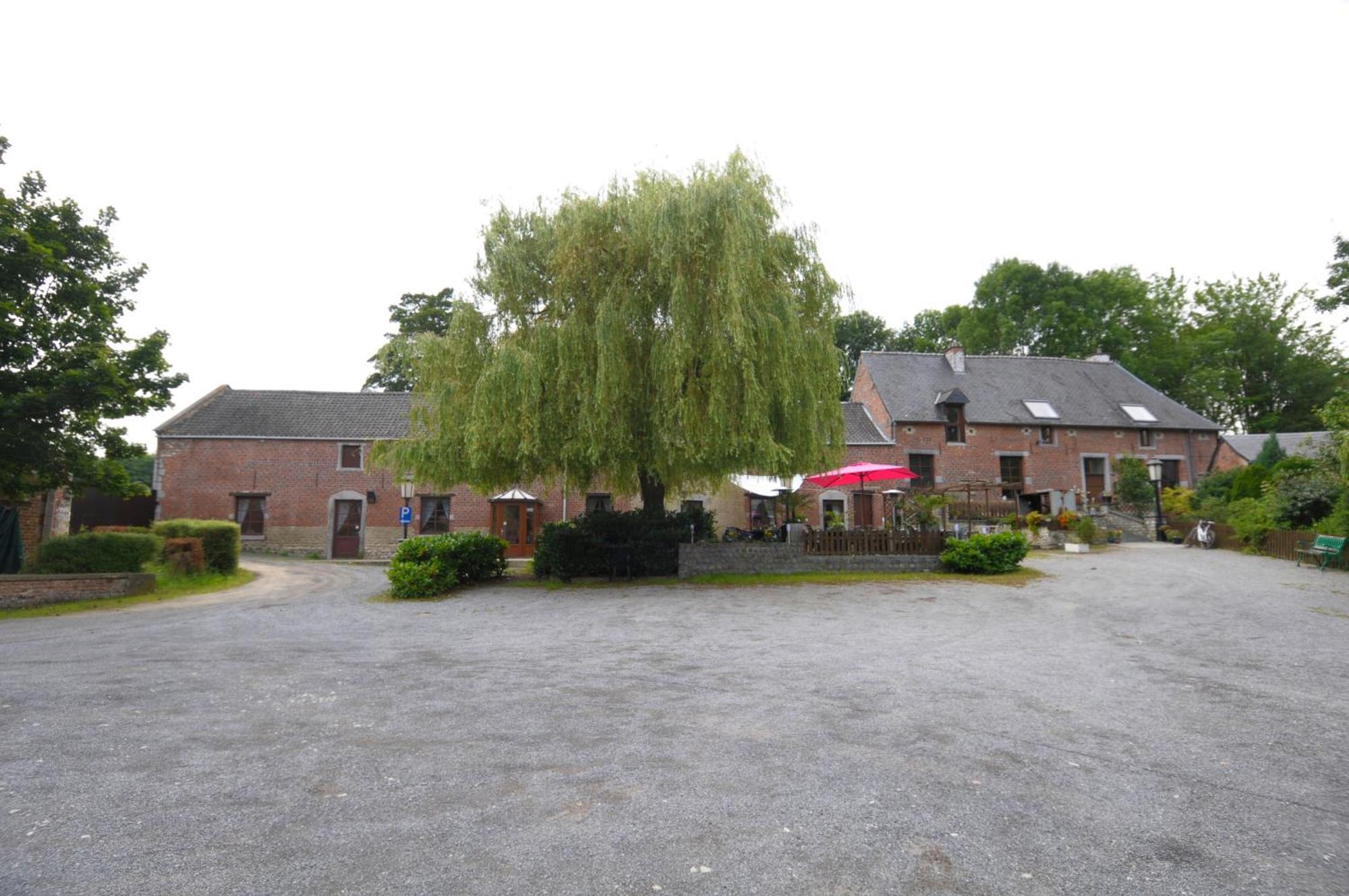 Hotel Restaurant La Ferme De Grambais Nivelles Exteriér fotografie